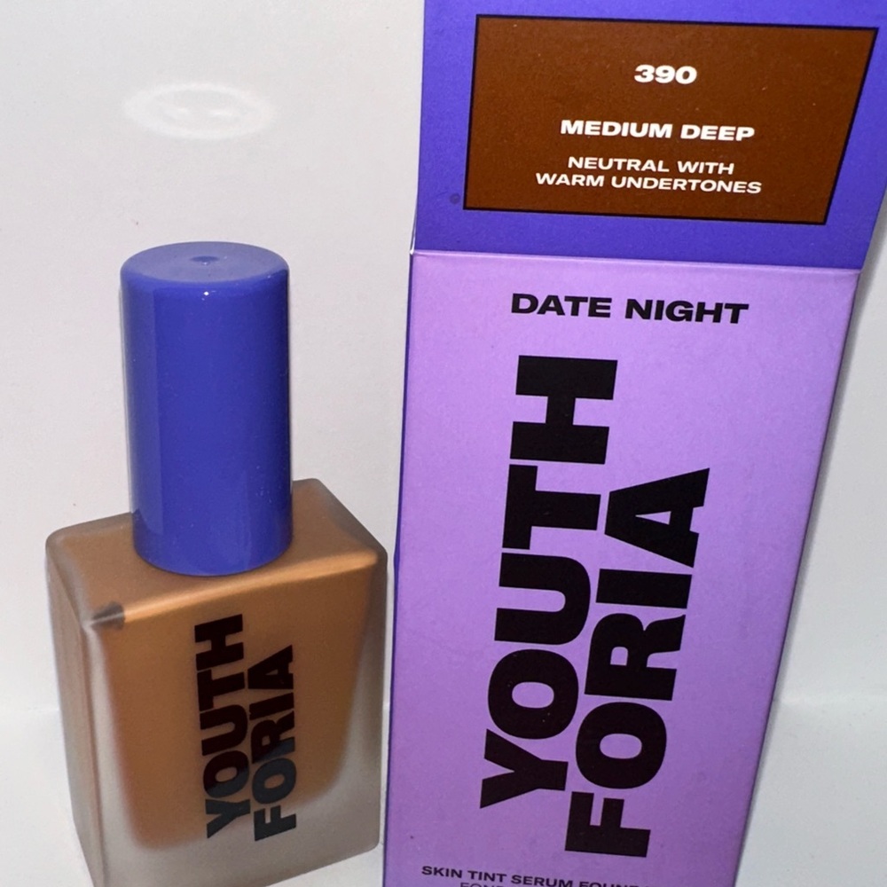 Medium Deep 390 Skin Tint Serum Foundation